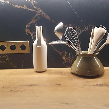 O Repaire De La Corniche Apartman *